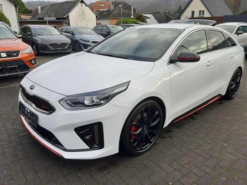 Gebraucht Kia ProCeed GT GT 204 PS (150 kW) 2021 Weiß Kleinwagen