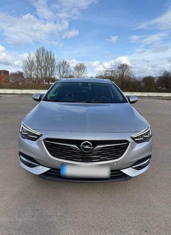Gebraucht Opel Insignia 170 PS (125 kW) 2017 Silber Kombi