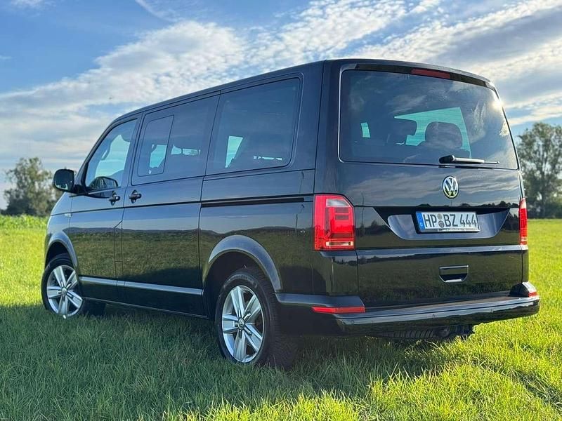 Gebraucht VW T6 Comfortline 150 PS (110 kW) 2018 Schwarz Van