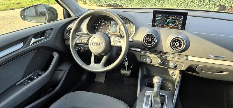 Gebraucht Audi A3 150 PS (110 kW) 2020 Schwarz Limousine