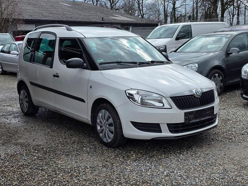 Gebraucht Skoda Roomster Comfort 86 PS (63 kW) 2011 Weiß Van / Kleinbus