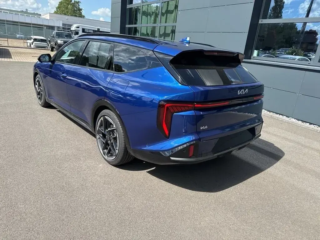 Neu Kia K4 GT-Line 179 PS (131 kW) 2026 Blau Kombi