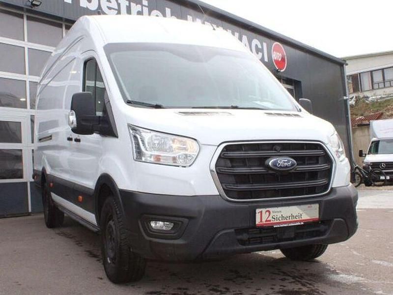 Gebraucht Ford Transit 131 PS (96 kW) 2022 Weiß Pickup
