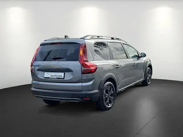 Neu Renault 4 E-Tech Komfort 77 kW (106 PS) 2026 Grün grau SUV