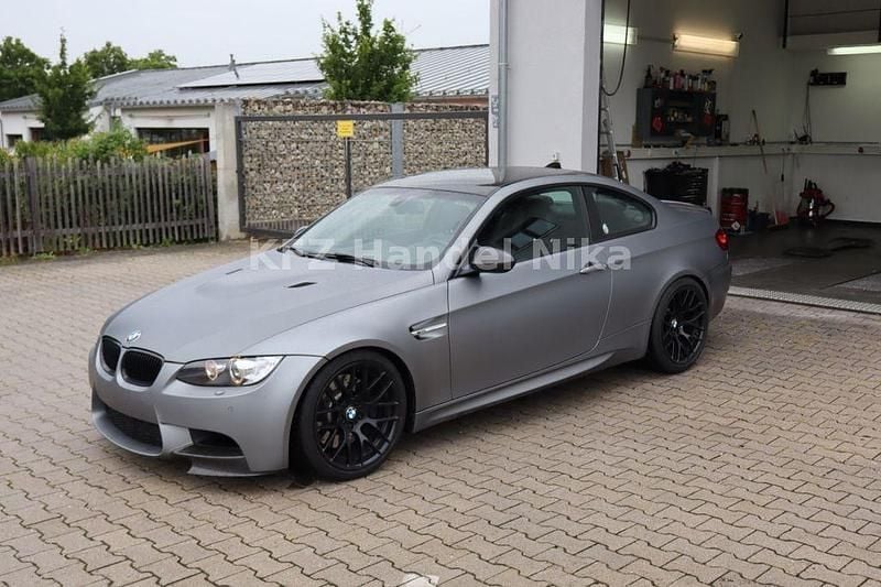 Grau Gebraucht 2010 BMW M3 M Performance Coupé | 35.999 € (Fairer Preis) - Bild 1/4