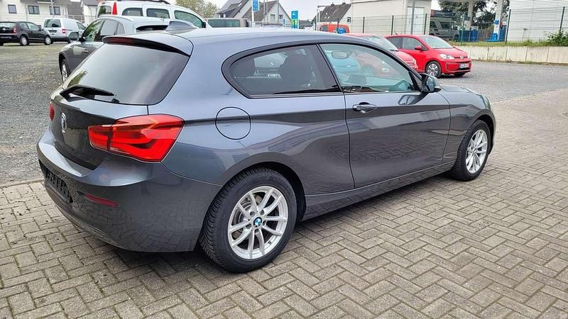 Używany BMW 116 Advantage 109 KM (80 kW) 2018 Szary Hatchback