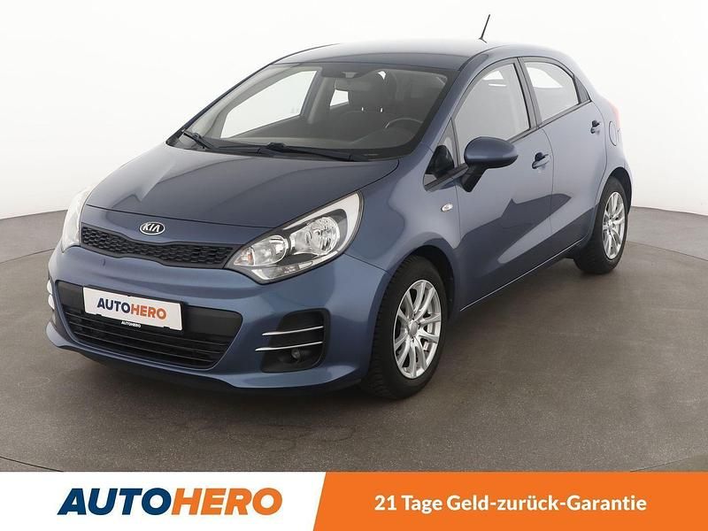 Blau Gebraucht 2016 Kia Rio DREAM-TEAM Edition Kleinwagen | 9.470 € (Etwas zu teuer) - Bild 1/3