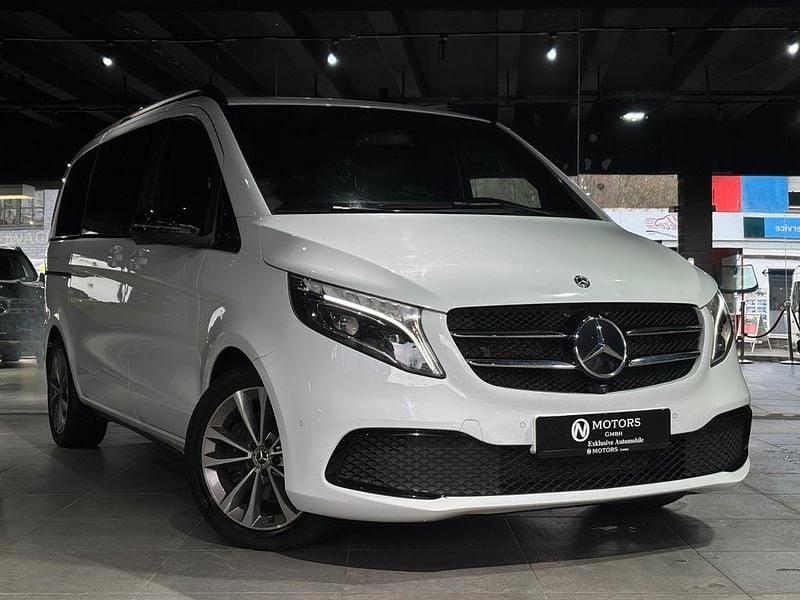 Weiß Gebraucht 2020 Mercedes V250 Van / Kleinbus | 41.999 € (Superpreis) - Bild 1/4