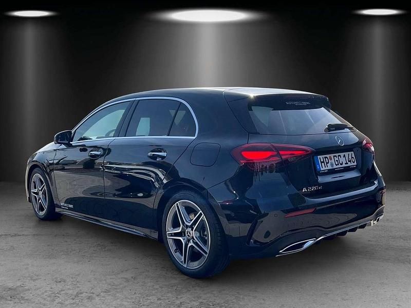 Gebraucht Mercedes A220 AMG 190 PS (139 kW) 2024 Kosmosschwarz Kleinwagen