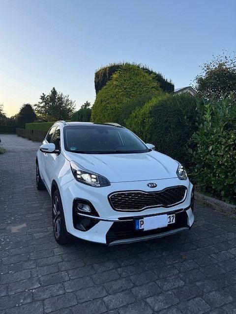 Weiß Gebraucht 2020 Kia Sportage Platinum SUV | 21.099 € (Guter Preis) - Bild 1/4