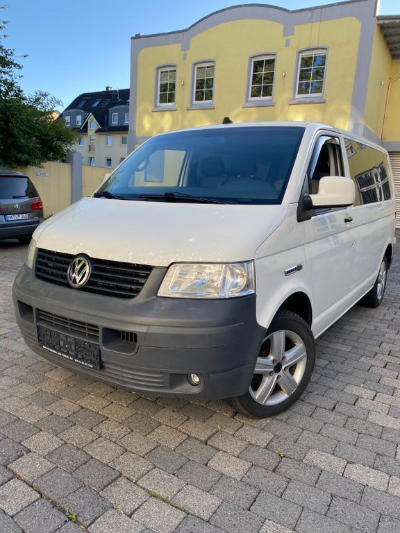 Grau Gebraucht 2009 VW T5 Van | 7.998 € (Guter Preis) - Bild 1/4