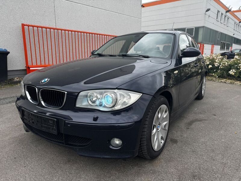 Blau Gebraucht 2005 BMW 118 Advantage Kleinwagen | 1.600 € (Guter Preis) - Bild 1/4
