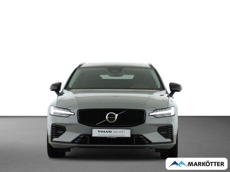 Gebraucht Volvo V60 Plus 398 PS (292 kW) 2025 Vapour grey / metallic Kombi