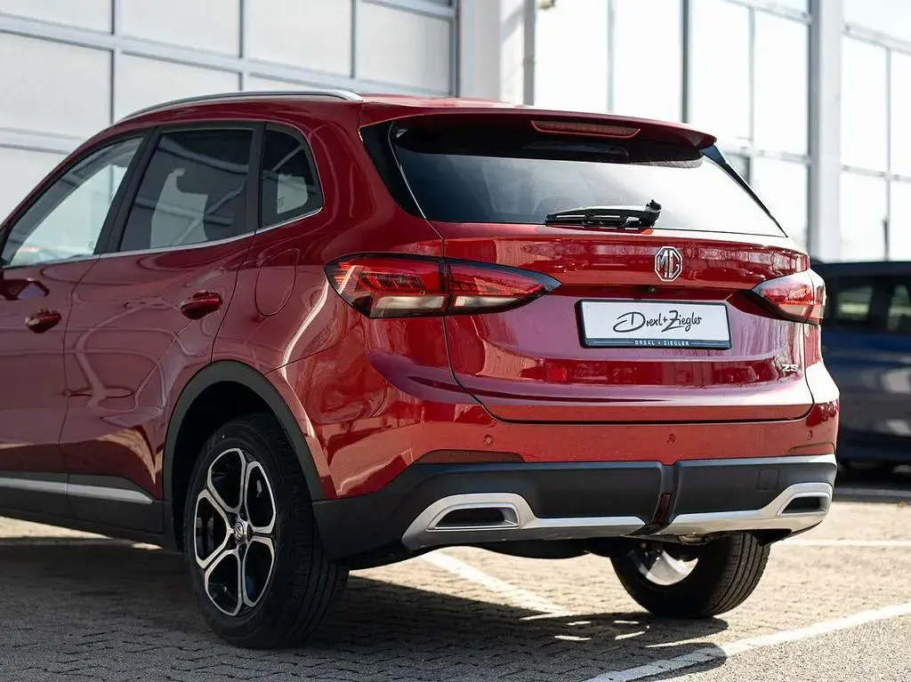 Neu MG ZS Comfort 116 PS (85 kW) 2026 Diamond red SUV