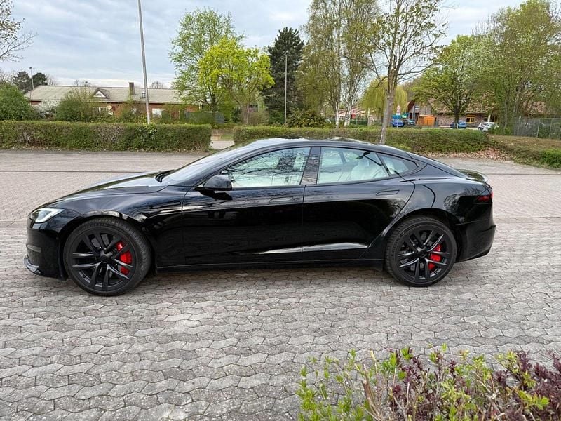 Gebraucht Tesla Model S Plaid 759 kW (1033 PS) 2022 Schwarz Kleinwagen