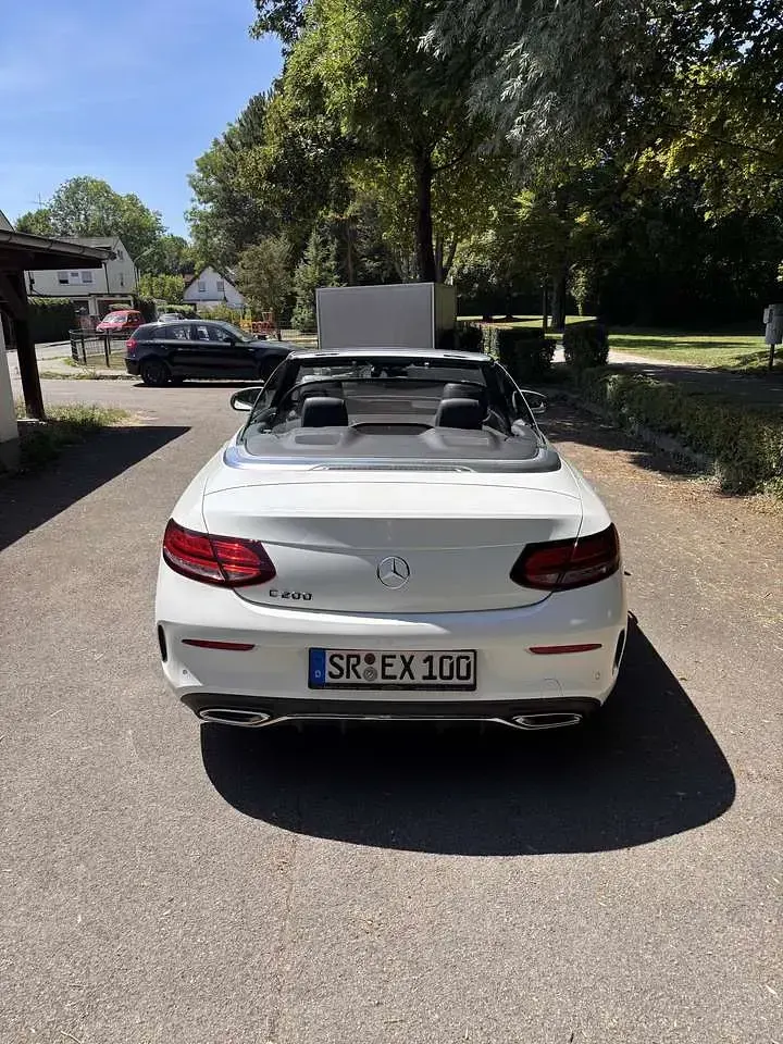 Gebraucht Mercedes C200 184 PS (135 kW) 2019 Weiß Cabrio