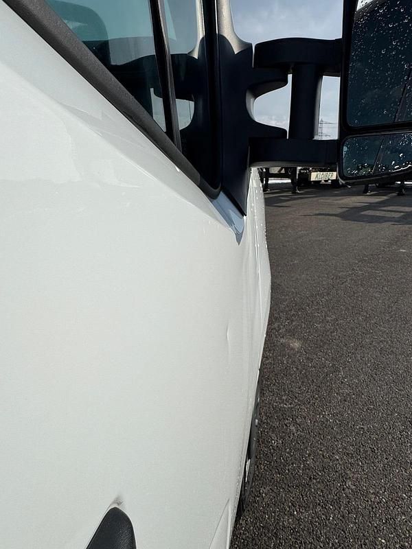 Gebraucht Renault Master 163 PS (119 kW) 2022 Weiß Van / Kleinbus