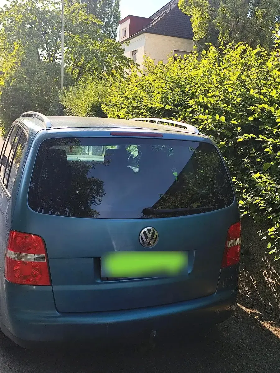 Gebraucht VW Touran 140 PS (102 kW) 2006 Blau Van / Kleinbus