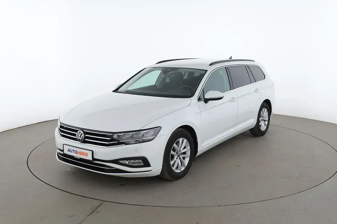 Gebraucht VW Passat Business 150 PS (110 kW) 2022 Kombi
