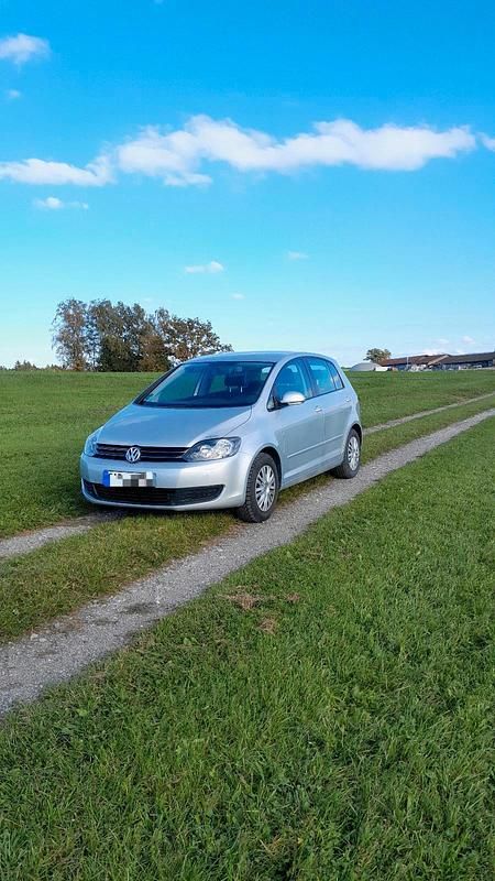 Silber Gebraucht 2011 VW Golf Plus Cross Van / Kleinbus | 5.000 € (Superpreis) - Bild 1/4
