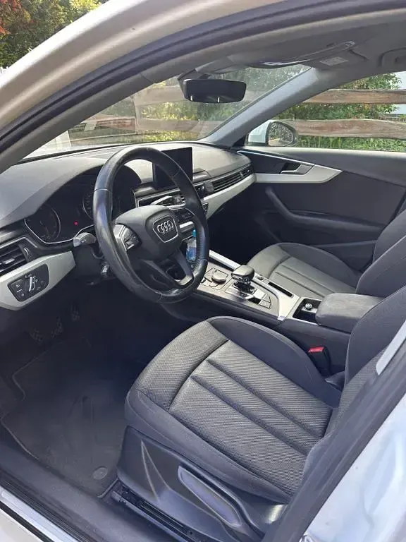 Gebraucht Audi A4 150 PS (110 kW) 2018 Weiß Kombi