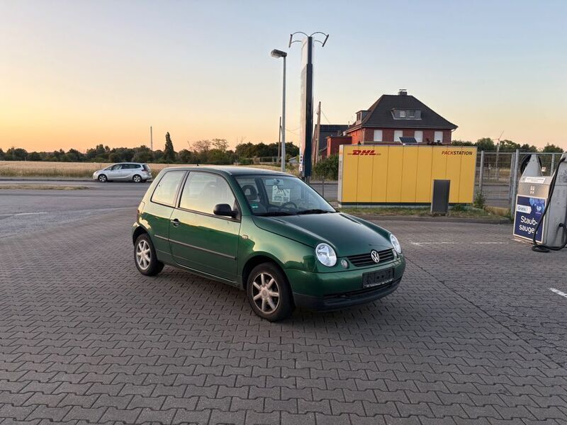 Grün Gebraucht 2001 VW Lupo Kleinwagen | 999 € (Superpreis) - Bild 1/4