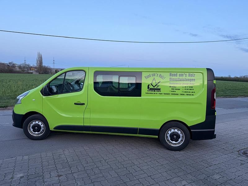 Gebraucht Renault Traffic 89 PS (65 kW) 2018 Grün Limousine
