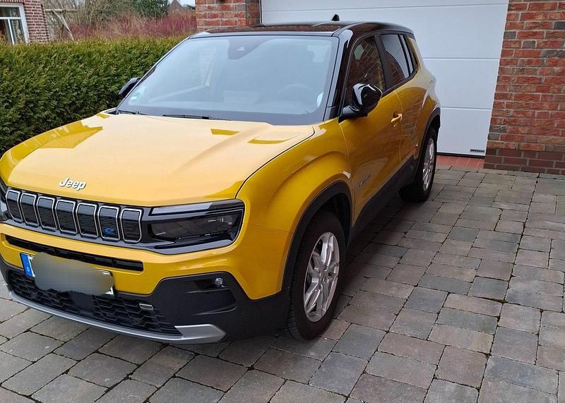 Gebraucht Jeep Avenger EV Summit 114 kW (156 PS) 2023 Gold SUV