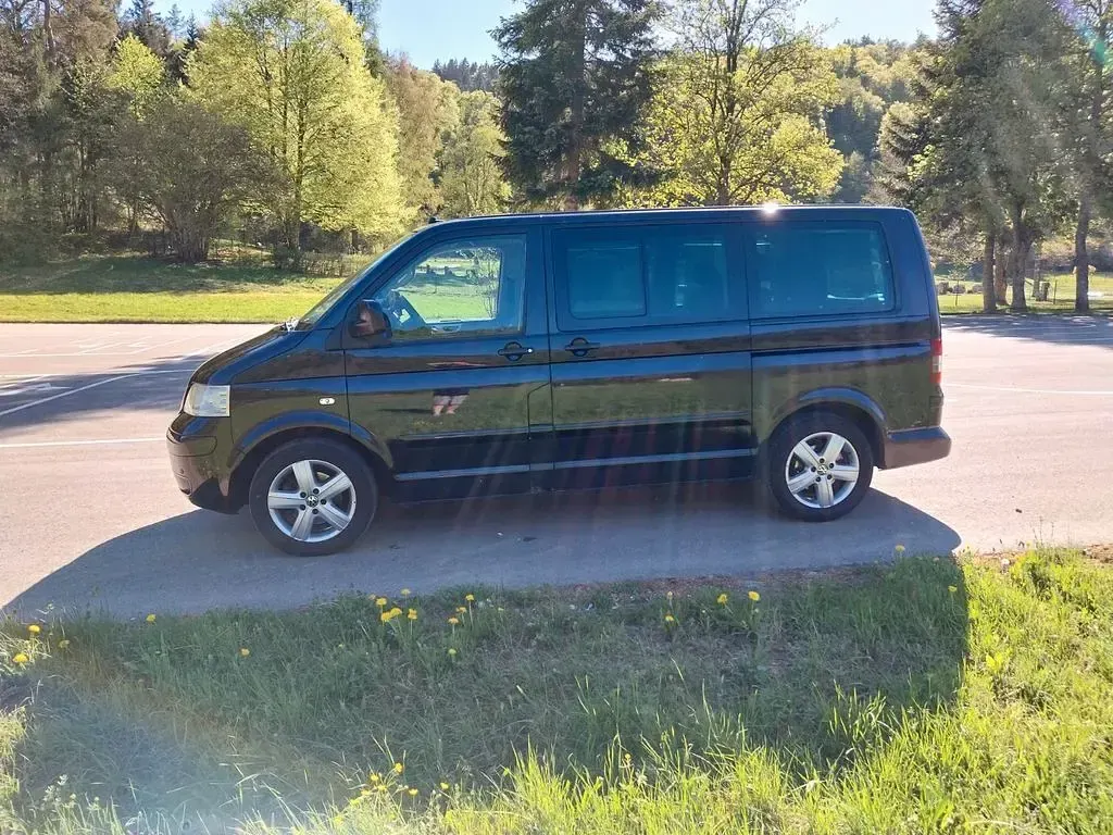 Gebraucht VW Multivan United 174 PS (127 kW) 2009 Schwarz Van / Kleinbus