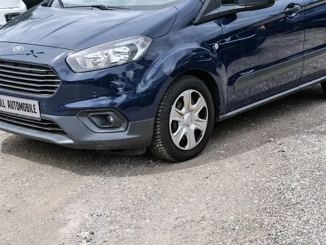 Gebraucht Ford Transit Trend 101 PS (74 kW) 2020 Blau Van