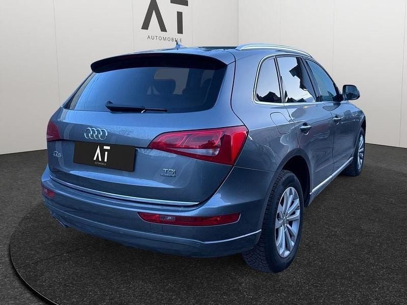 Gebraucht Audi Q5 Comfort 150 PS (110 kW) 2016 Grau SUV