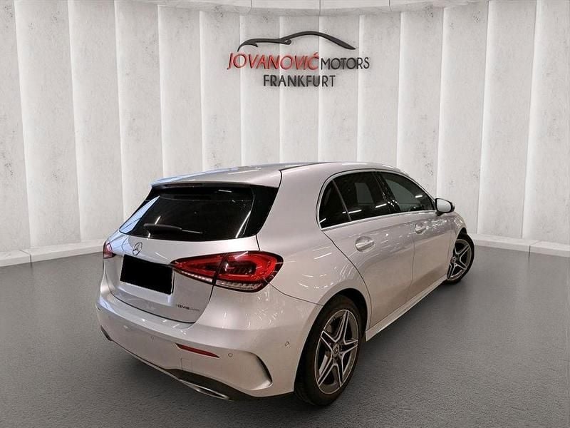 Gebraucht Mercedes A180 AMG 116 PS (85 kW) 2019 Silber Limousine