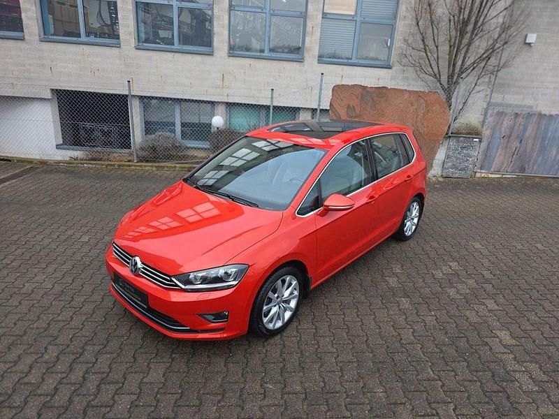 Gebraucht VW Golf Sportsvan Highline 150 PS (110 kW) 2015 Rot Van / Kleinbus