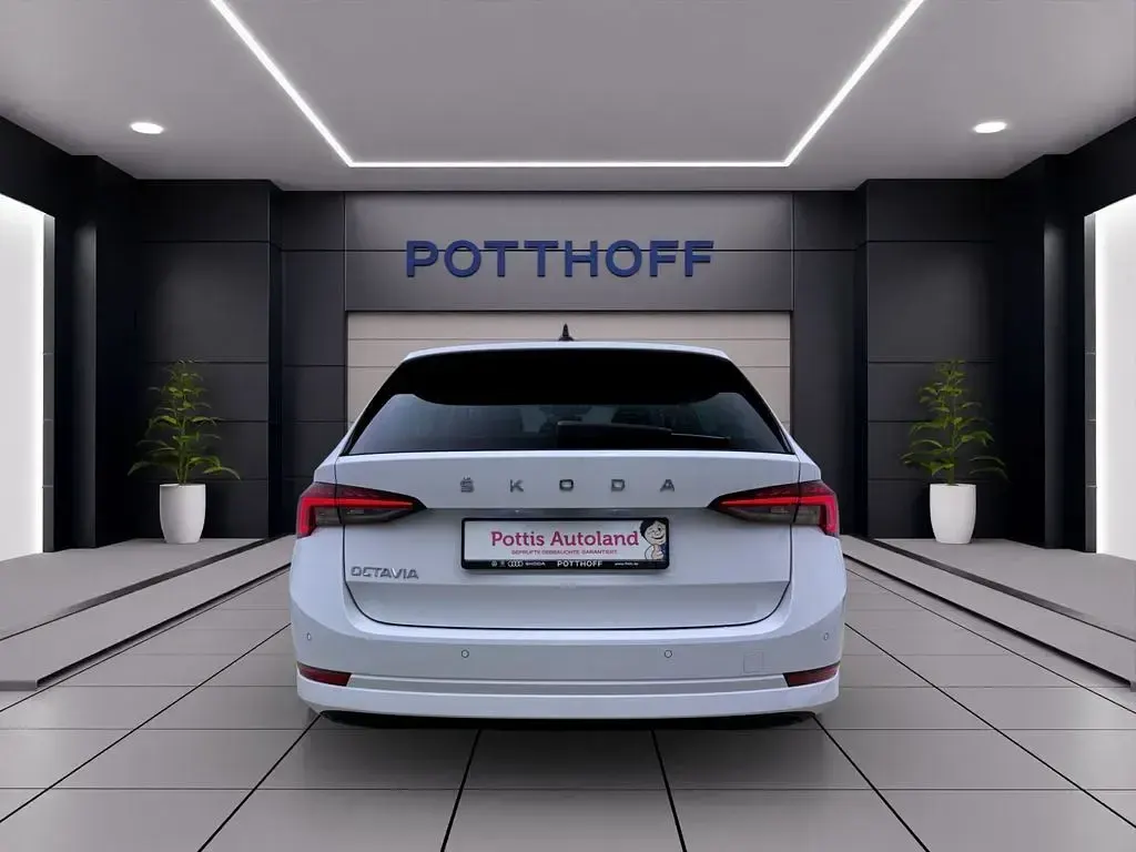 Gebraucht Skoda Octavia Style 116 PS (85 kW) 2023 Weiss Kombi
