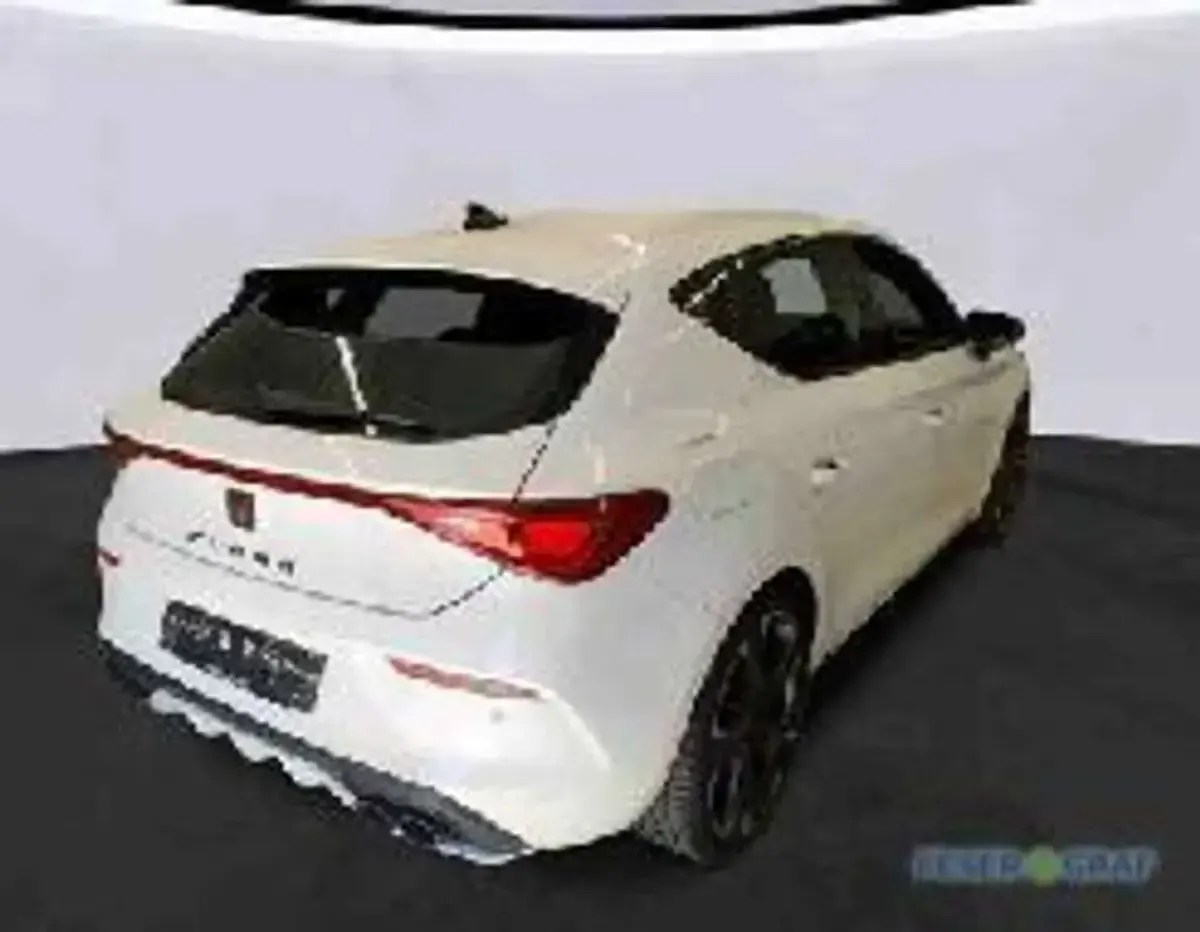 Occasion Cupra Leon VZ 300 ch (220 kW) 2024 Blanc Berline