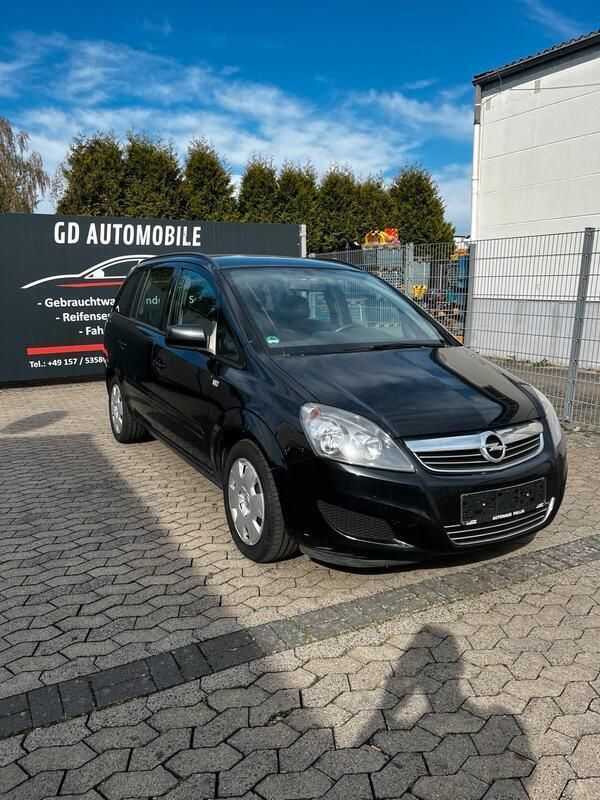 Schwarz Gebraucht 2014 Opel Zafira Van / Kleinbus | 3.999 € (Guter Preis) - Bild 1/4