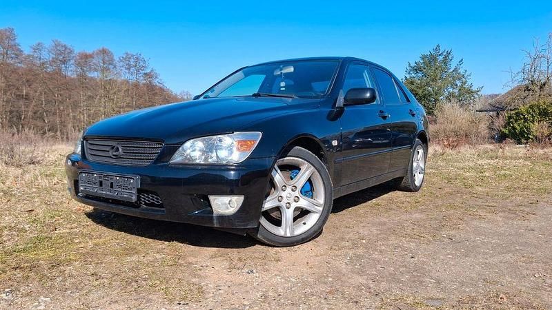 Gebraucht Lexus IS200 155 PS (114 kW) 2000 Schwarz Limousine