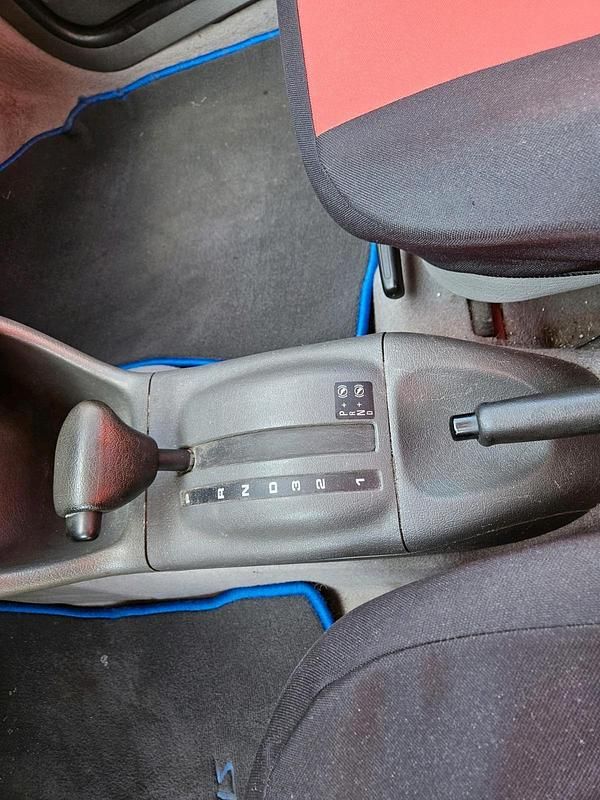 Gebraucht VW Polo 75 PS (55 kW) 1997 Rot Kleinwagen