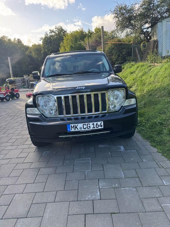 Schwarz Gebraucht 2009 Jeep Cherokee Limited SUV | 10.999 € (Fairer Preis) - Bild 1/4