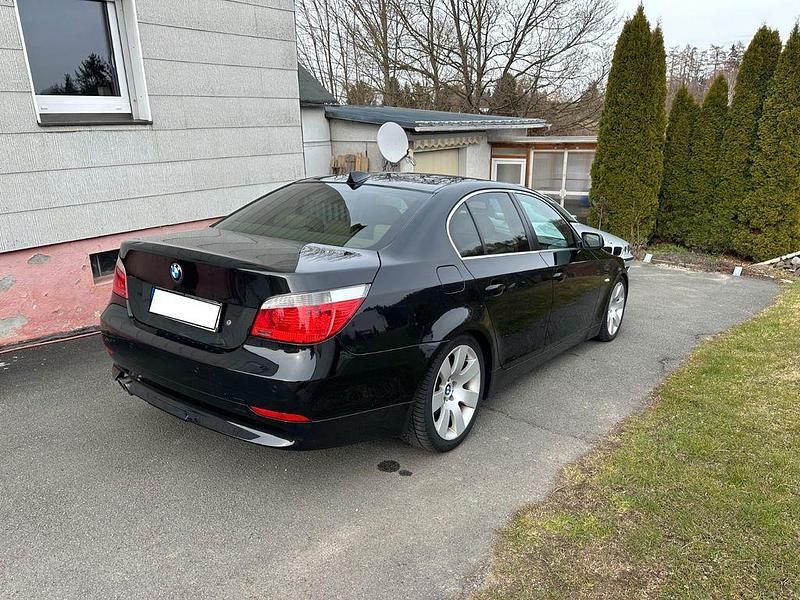 Gebraucht BMW 545 Performance 333 PS (244 kW) 2004 Schwarz Limousine
