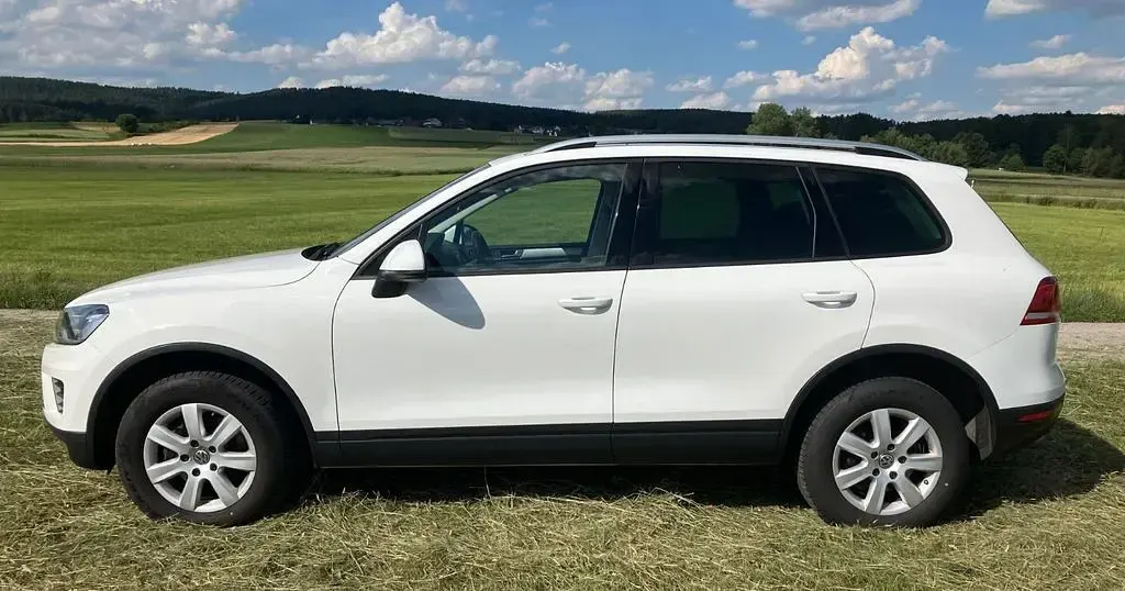 Gebraucht VW Touareg 204 PS (150 kW) 2017 Weiß SUV
