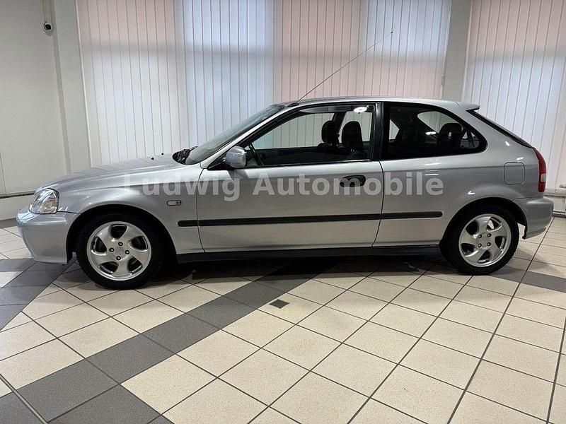 Gebraucht Honda Civic 90 PS (66 kW) 2001 Silber Limousine