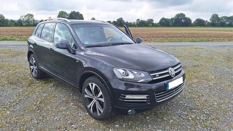 Schwarz Gebraucht 2011 VW Touareg SUV | 13.100 € (Guter Preis) - Bild 1/4