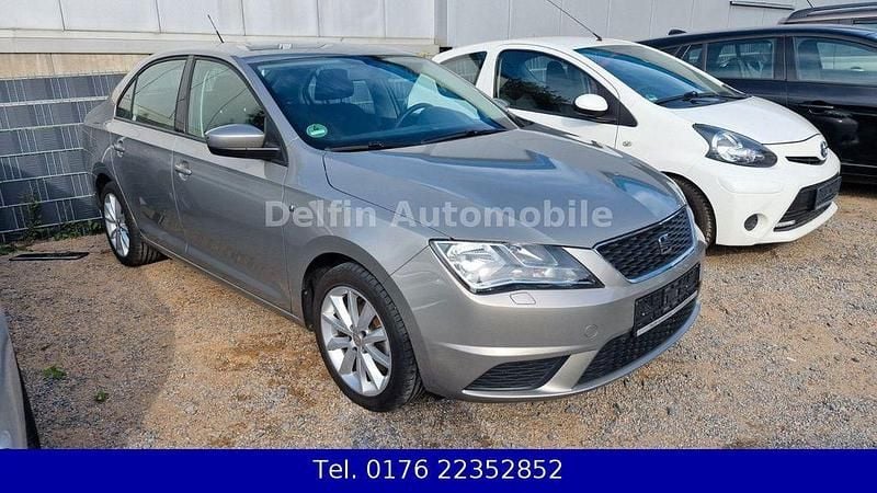 Beige Gebraucht 2014 Seat Toledo Reference Limousine | 6.950 € (Fairer Preis) - Bild 1/4