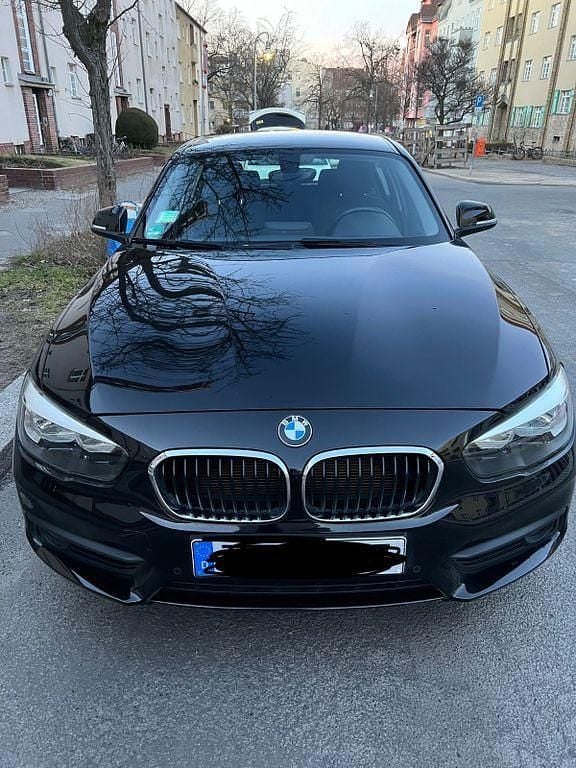 Gebraucht BMW 118 Advantage 136 PS (100 kW) 2016 Schwarz Kleinwagen