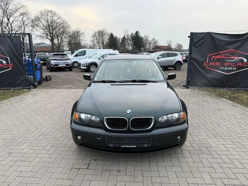 Gebraucht BMW 320 Lifestyle 150 PS (110 kW) 2004 Schwarz Kombi