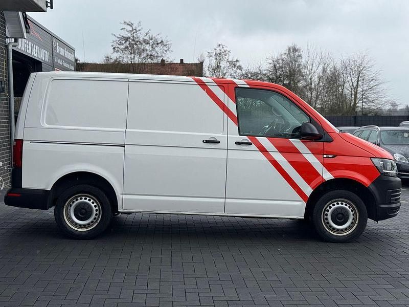 Gebraucht VW Transporter 102 PS (75 kW) 2018 Weiß Van