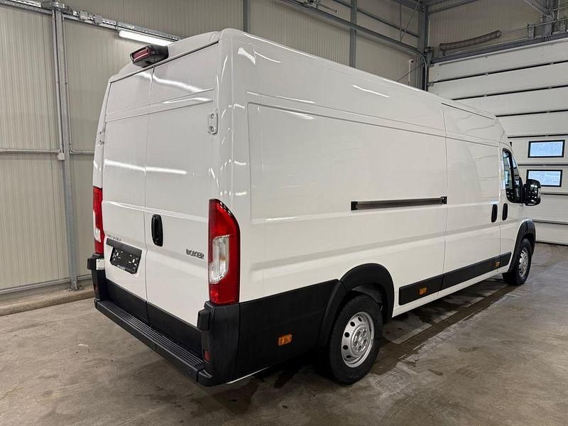 Gebraucht Peugeot Boxer 140 PS (102 kW) 2020 Weiß Van