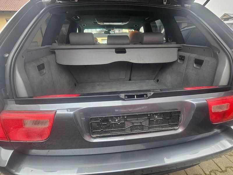 Second-hand BMW X5 180 CP (132 kW) 2003 Gri SUV