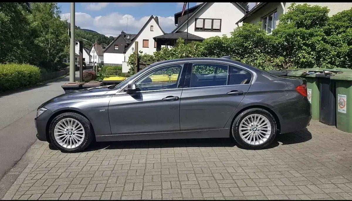 Occasion BMW 320 Performance 184 ch (135 kW) 2013 Gris Berline